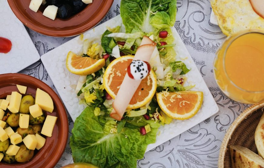 𝙃𝙤𝙩 𝘼𝙞𝙧 𝘽𝙖𝙡𝙡𝙤𝙤𝙣 𝙒𝙞𝙩𝙝 𝙍𝙤𝙮𝙖𝙡 𝘽𝙧𝙚𝙖𝙠𝙛𝙖𝙨𝙩