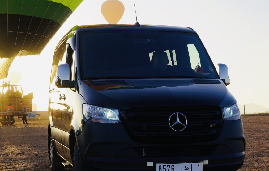 𝙃𝙤𝙩 𝘼𝙞𝙧 𝘽𝙖𝙡𝙡𝙤𝙤𝙣 𝙒𝙞𝙩𝙝 𝙍𝙤𝙮𝙖𝙡 𝘽𝙧𝙚𝙖𝙠𝙛𝙖𝙨𝙩